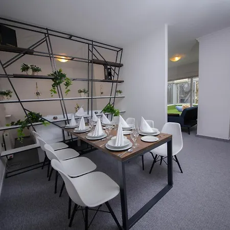 Apartman Penthouse Park